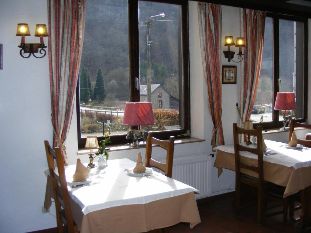 Auberge Le Vieux Moulin Bouillon Exterior foto